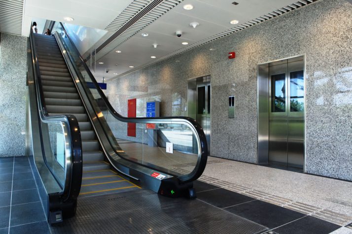 パーム・ジュメイラ・モノレール fujitec